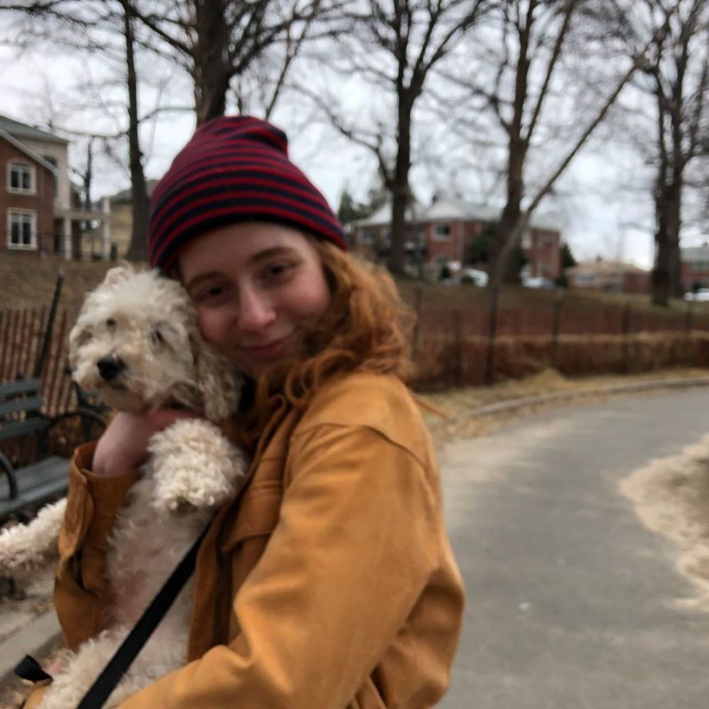 Meet your Posher, Alexis